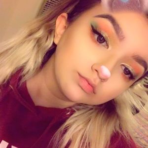 Meet your Posher, Lonie